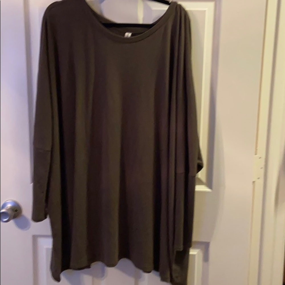 Long sleeve tunic